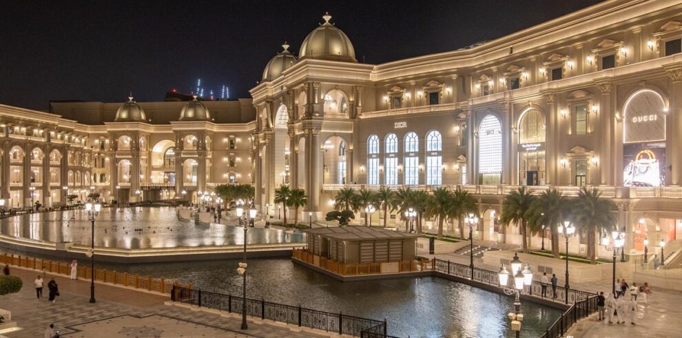 Exclusive Shopping Mall Tours in Qatar
